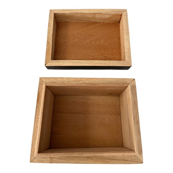 Vintage Hand-Carved Wooden Trinket Box – Floral & Bird Design – Dark Stain - Picture 6 of 6